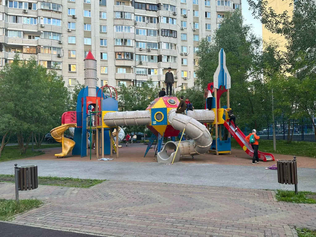 Москва: Апартаменты на улице Митинская