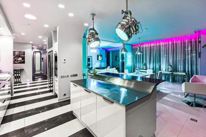 Москва: Апартаменты Fly Apartments  на проезде 1-й Красногвардейский