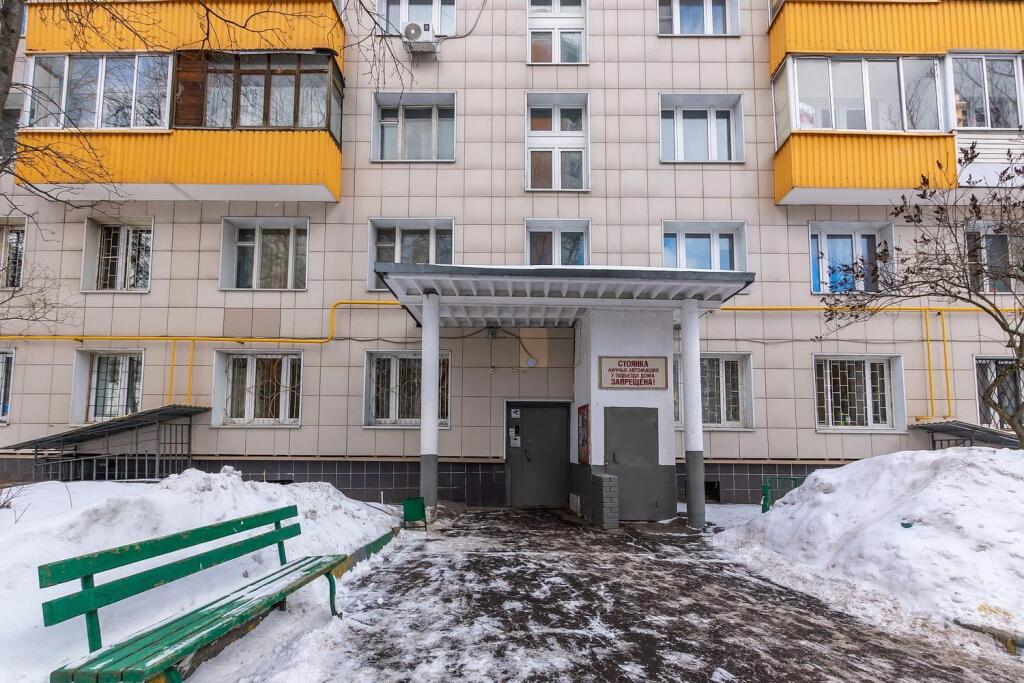 Москва: 2Rivers (2Риверс) на улице Зеленоградская
