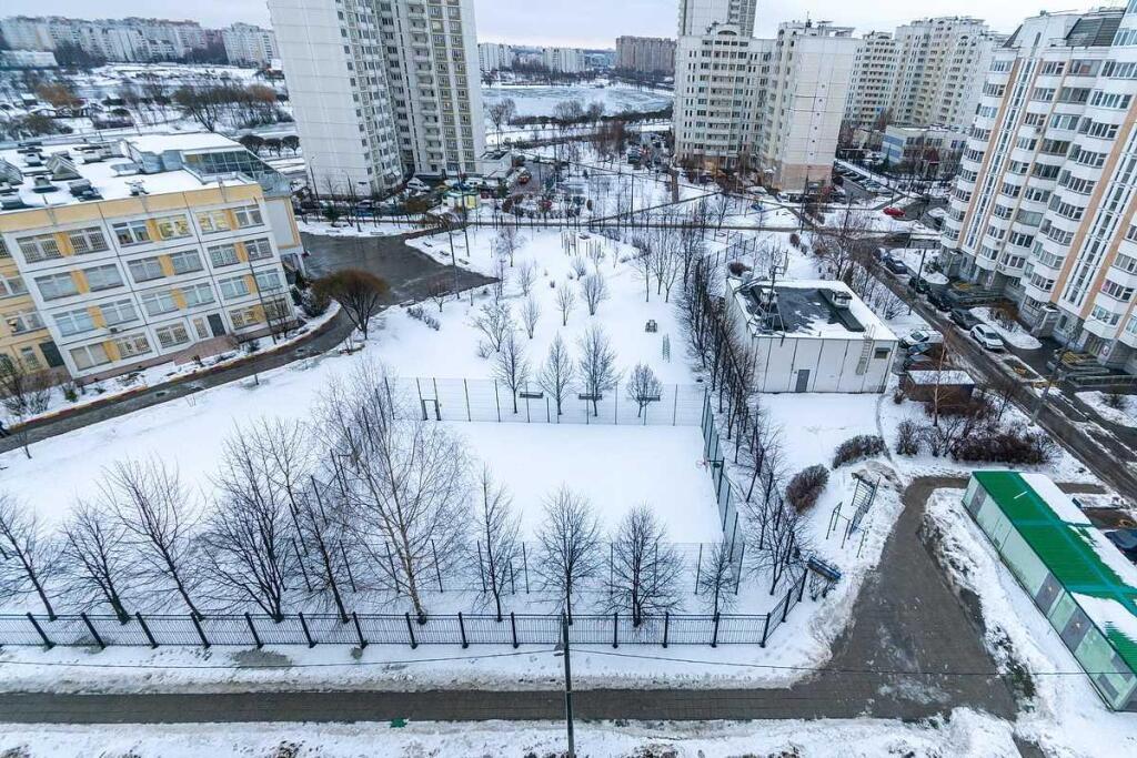 Москва: Апартаменты на улице Академика Понтрягина 17