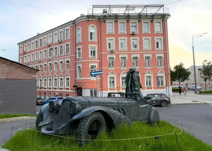 Москва: Апартаменты на улице Земляной Вал