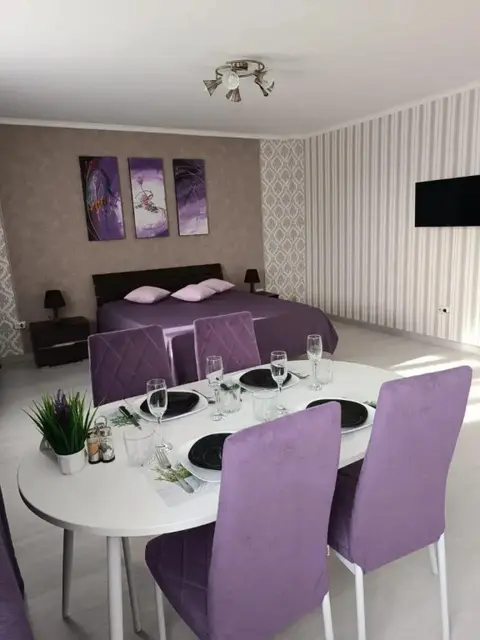 Красноярск: Апартаменты на улице Авиаторов 38