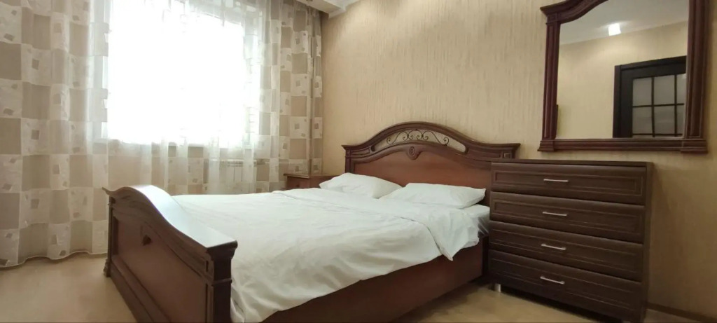 Красноярск: Золотой ключ на улице Алексеева 25