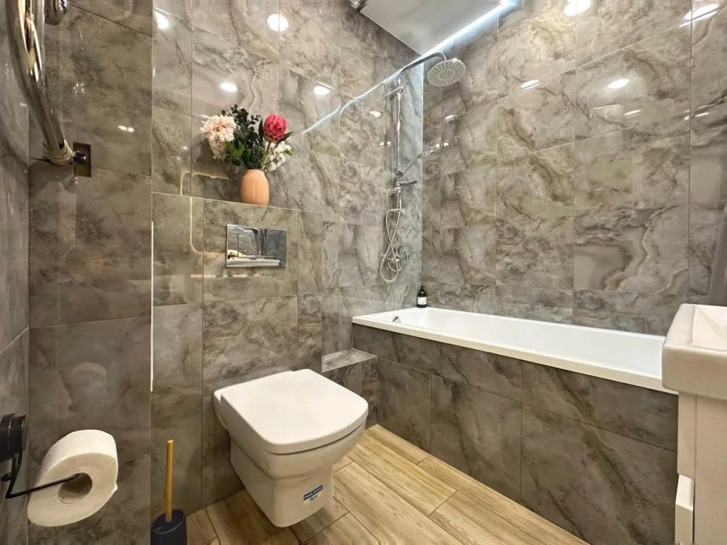 Красноярск: Comfort Home на улице Октябрьская 10Б