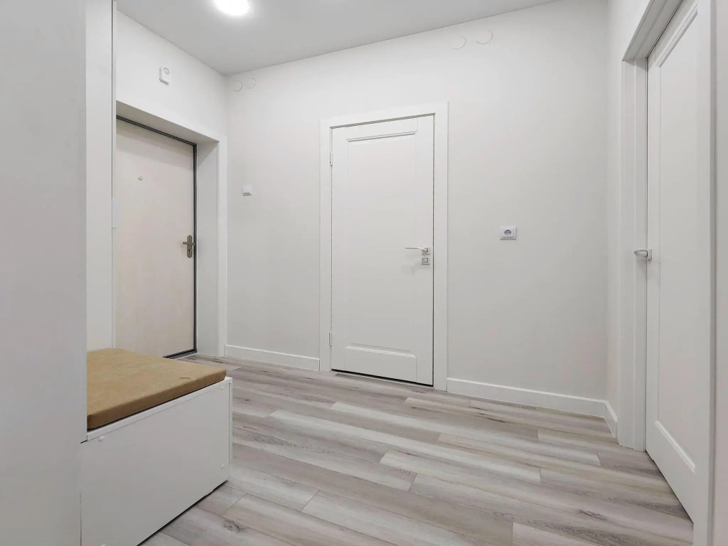 Красноярск: Comfort Home на улице Петра Ломако