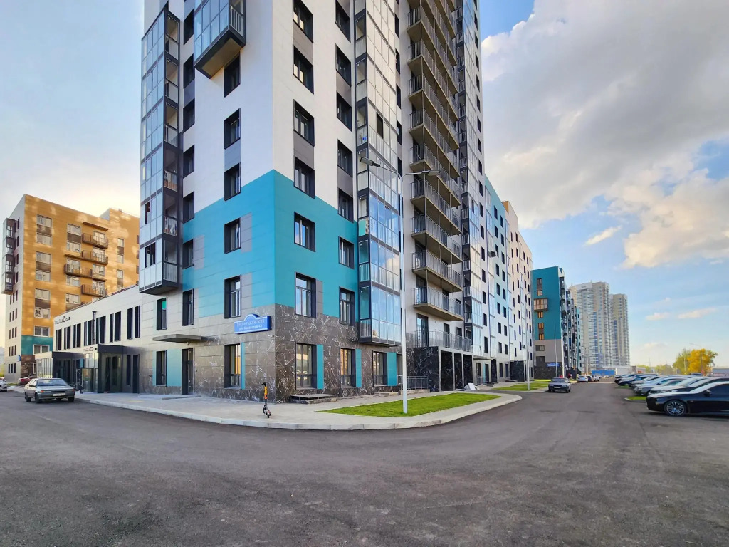 Красноярск: Comfort Home на улице Петра Ломако