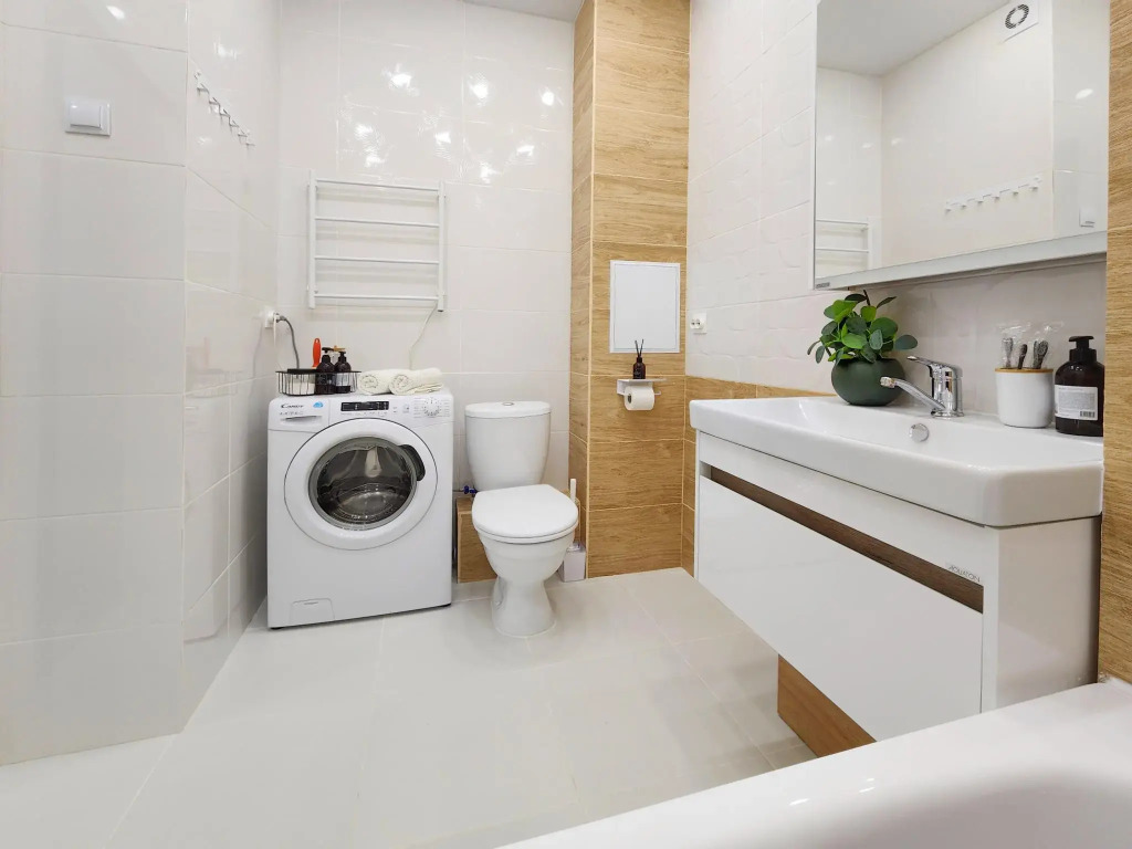 Красноярск: Comfort Home на улице Петра Ломако