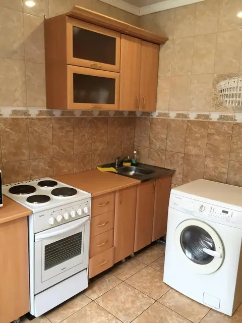 Красноярск: Апартаменты на улице Батурина 20