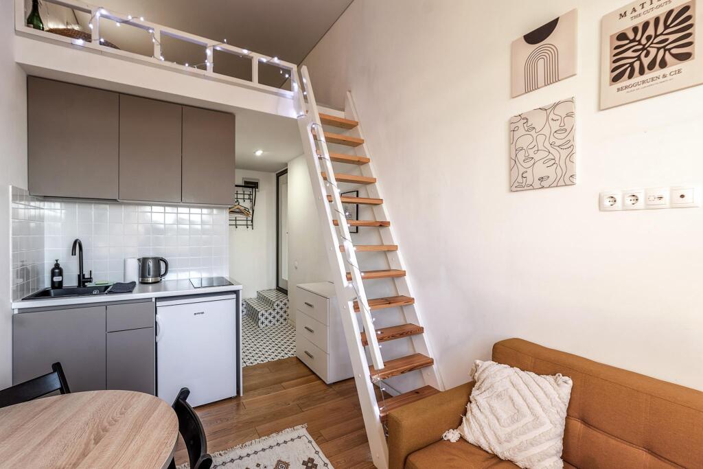 Санкт-Петербург: Апартаменты на Воскресенской набережной 20