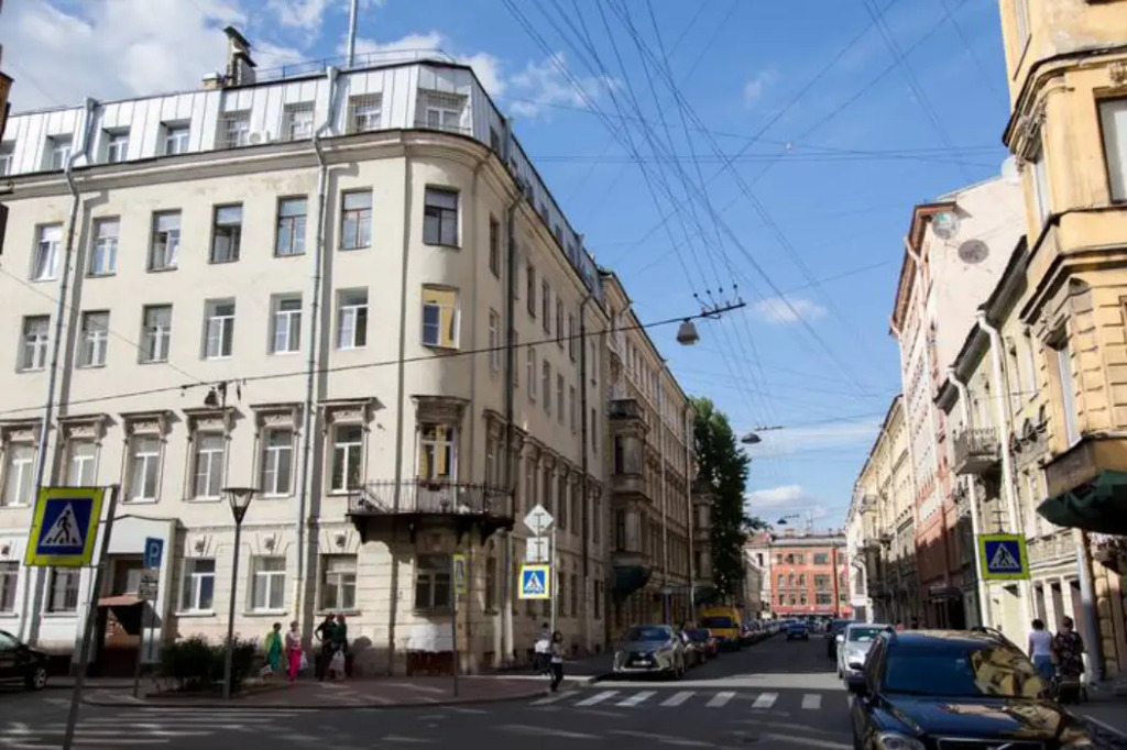 Санкт-Петербург: Апартаменты Скайлайт на улице Малая Московская