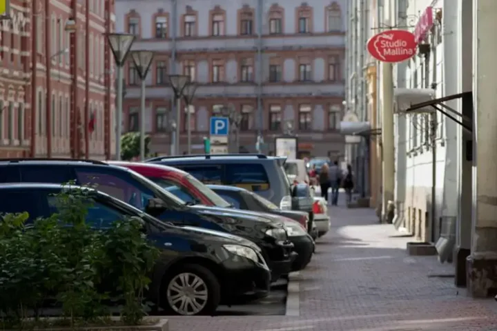 Санкт-Петербург: Апартаменты Скайлайт на улице Малая Московская