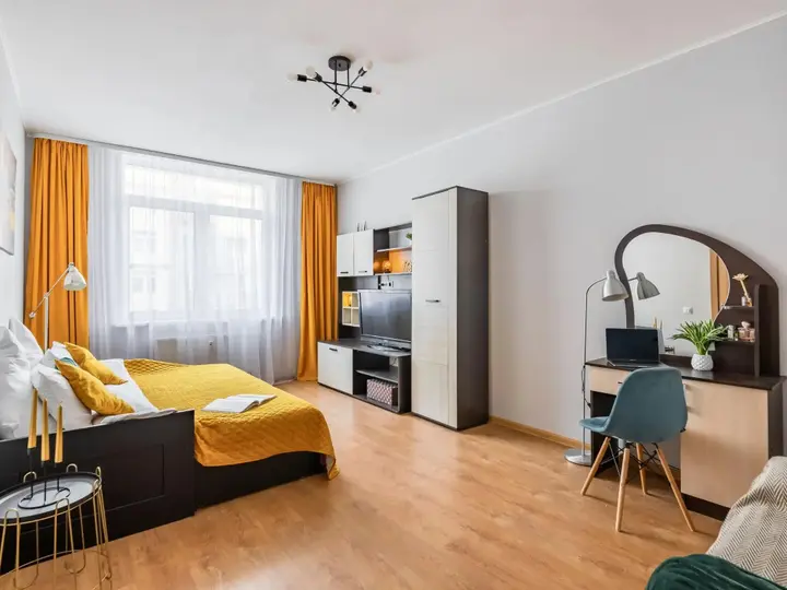 Санкт-Петербург: Солнце у Лесной на проспекте М.Блюхера