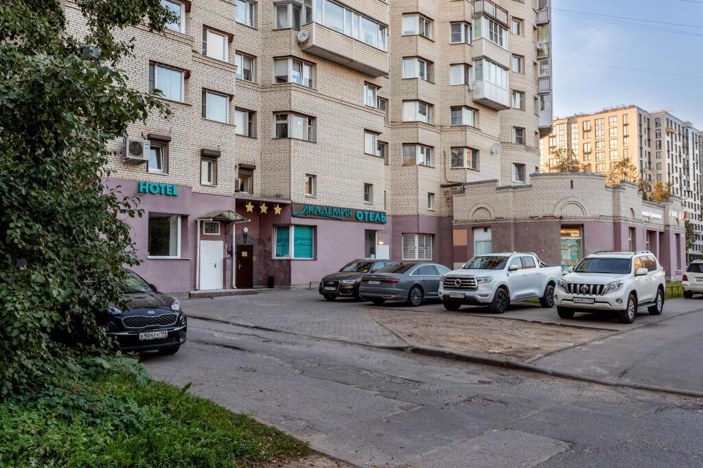Санкт-Петербург: Апартаменты Академия
