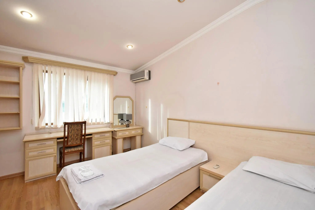 Ереван: Rent Inn Yerevan (Рент Инн Ереван) на улице Мгера Мкртчяна 1