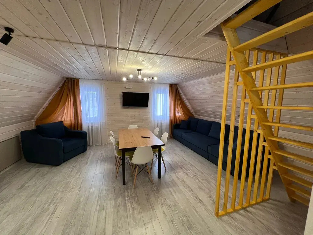 Шерегеш: Na Stroiteley Cottage