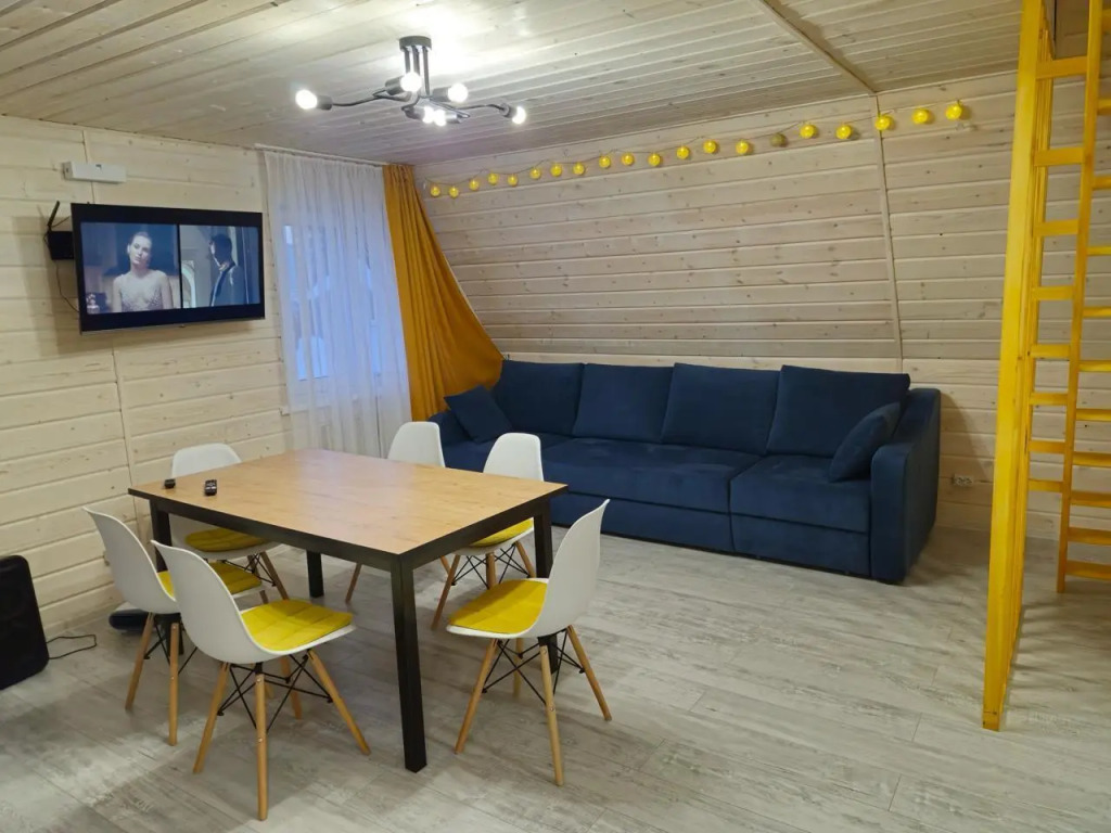 Шерегеш: Na Stroiteley Cottage