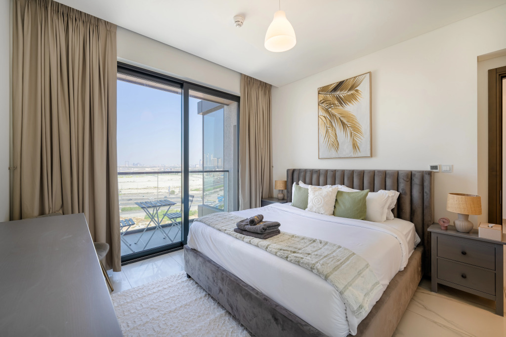 Дубай: Апартаменты Marco Polo - Stunning 2BR with Burj View | Spacious Gym & Pool