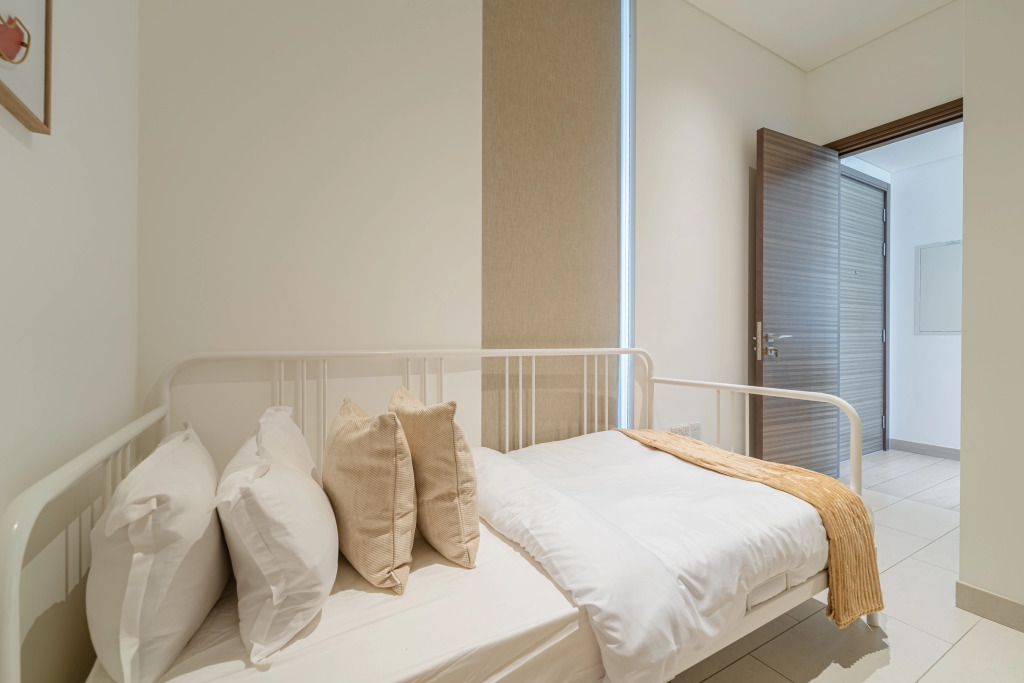 Дубай: Апартаменты Marco Polo - Stunning 2BR with Burj View | Spacious Gym & Pool