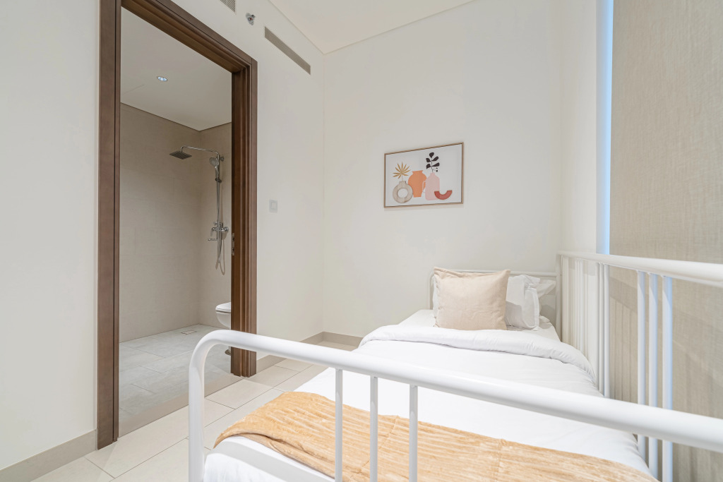 Дубай: Апартаменты Marco Polo - Stunning 2BR with Burj View | Spacious Gym & Pool