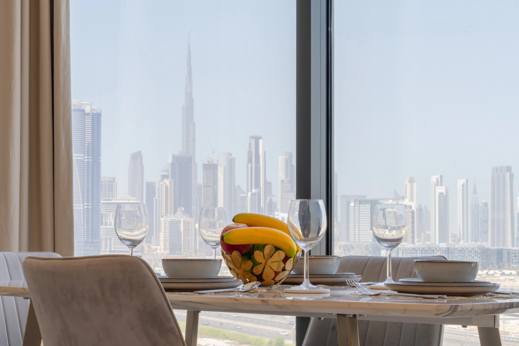 Дубай: Апартаменты Marco Polo - Stunning 2BR with Burj View | Spacious Gym & Pool