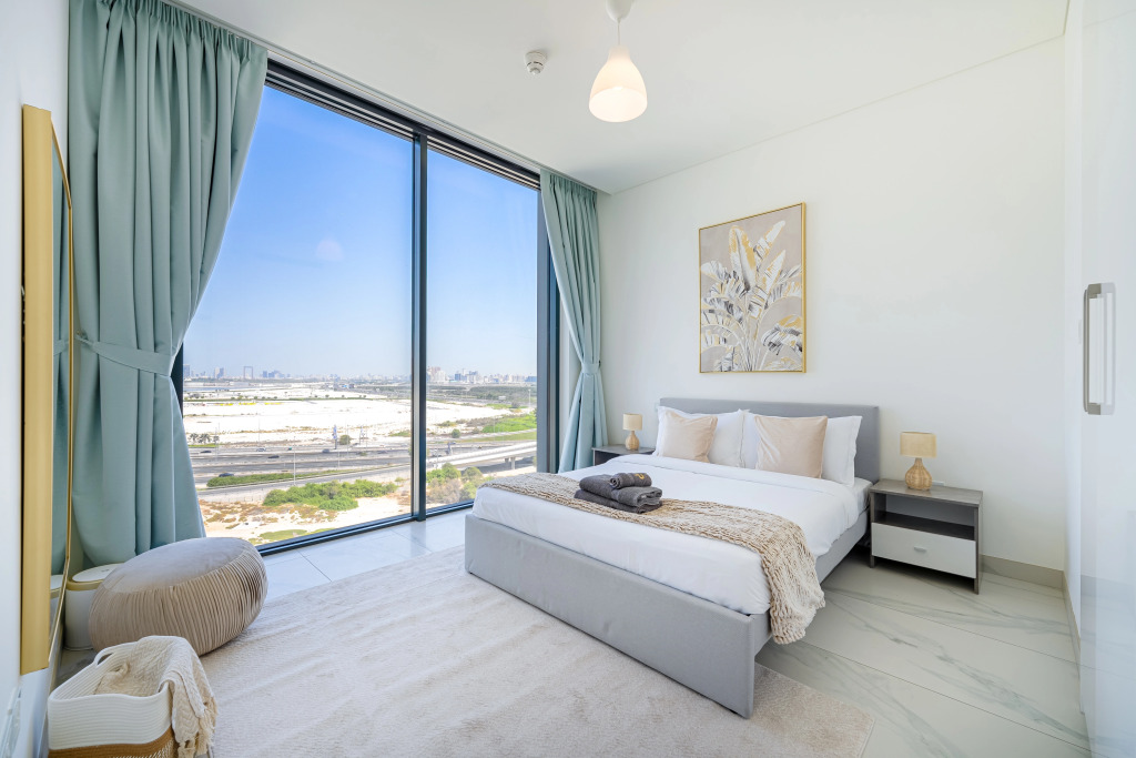 Дубай: Апартаменты Marco Polo - Stunning 2BR with Burj View | Spacious Gym & Pool