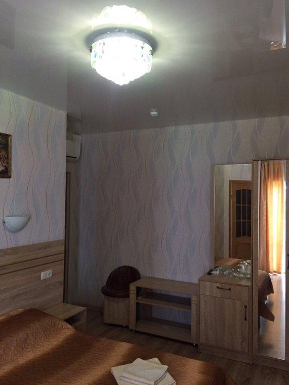 Симферополь: Мини-Отель Лаки