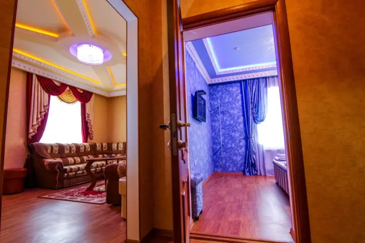 Симферополь: Отель Люкс