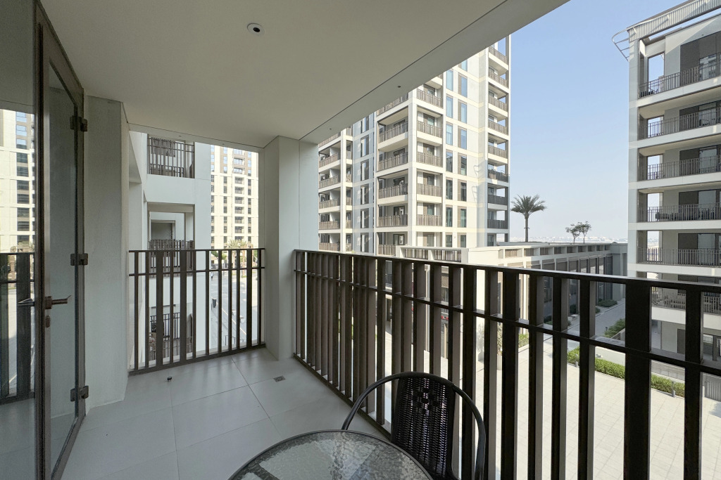 Дубай: Апартаменты Premium White And Beige 3BR in Surf 2