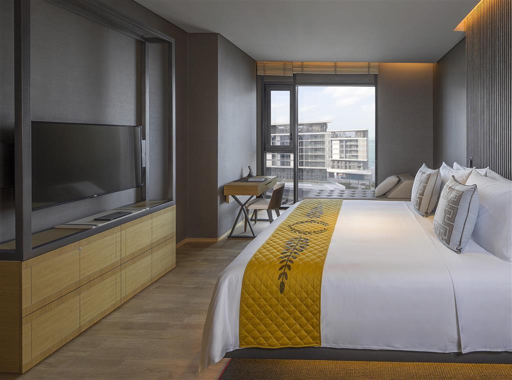 Дубай: Caesars Palace Bluewaters Dubai