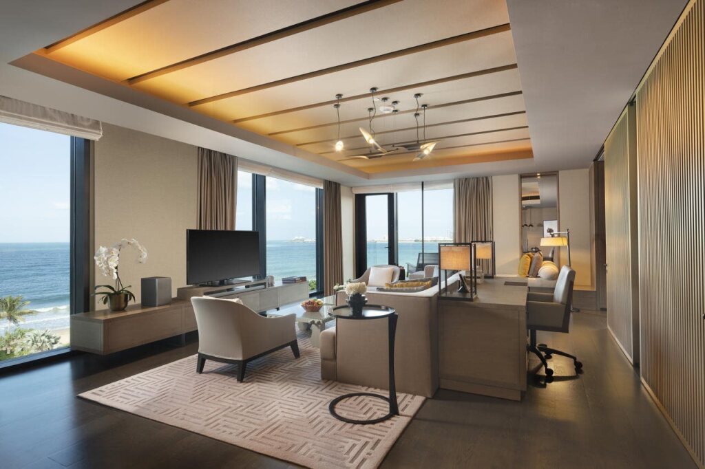Дубай: Caesars Palace Bluewaters Dubai