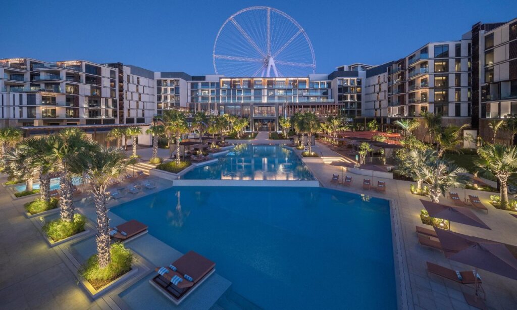 Дубай: Caesars Palace Bluewaters Dubai
