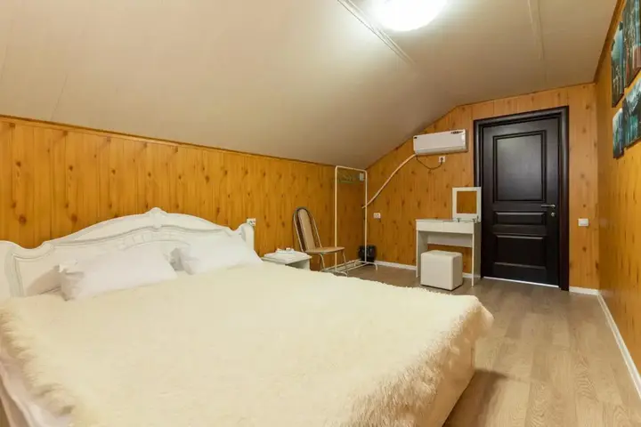 Тульский: Гостевой дом West House