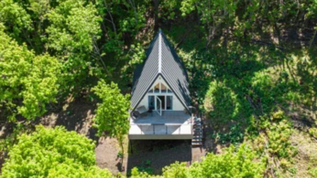Саратов: Бунгало A-FRAME