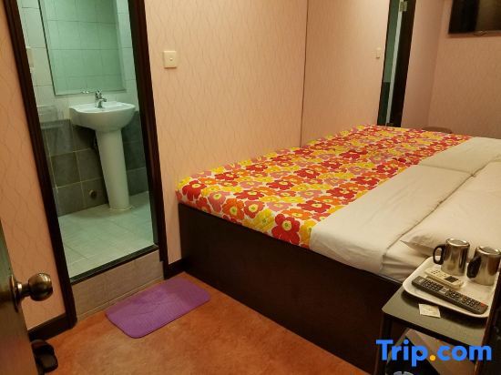 Гонконг: Ming Court Hotel