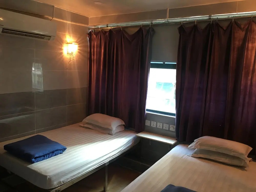 Гонконг: Oriental Pearl Hostel