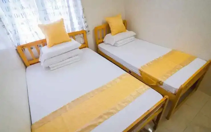 Коулун: Ever Easy Hotel (Mongkok MTR Exit E1)