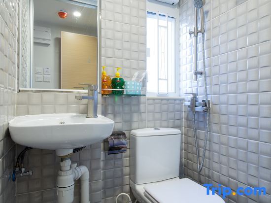 Гонконг: Maple Inn(Tsim Sha Tsui Store C2 EXIT)