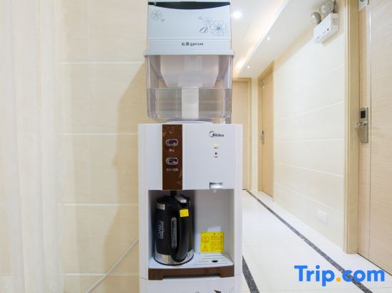 Гонконг: Maple Inn(Tsim Sha Tsui Store C2 EXIT)
