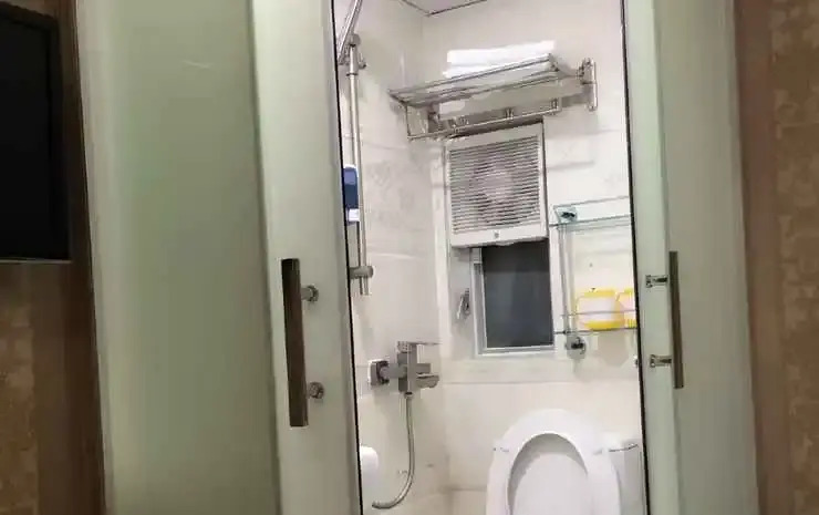 Гонконг: Maple Inn(Tsim Sha Tsui Store C2 EXIT)
