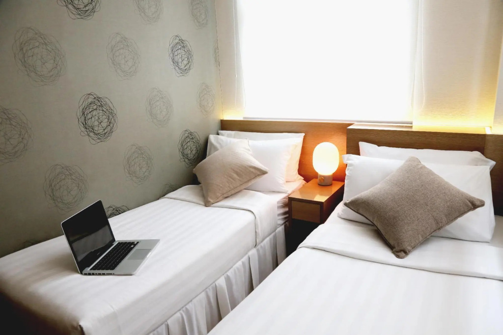 Коулун: Bridal Tea House Hotel (Yau Ma Tei Wing Shing Lane)