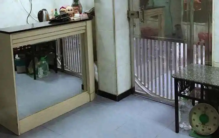 Гонконг: Yuzhou Hotel