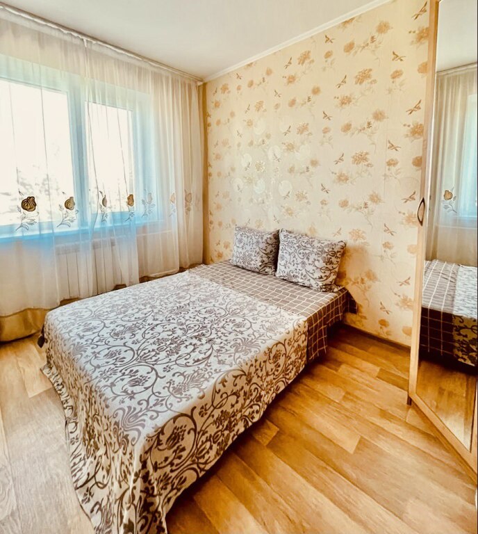 Саратов: Квартира на Тархова 35