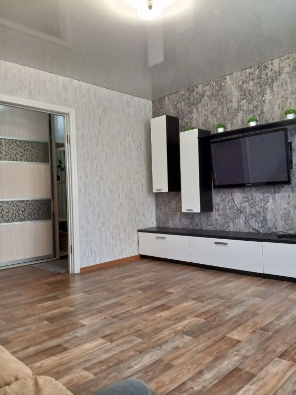 Квартира Трехкомнатная квартира в 10 микрорайоне — фото 3