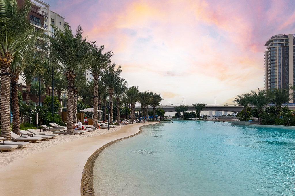 Дубай: Апартаменты Сozy 1BR at Vida Residences Creek Beach