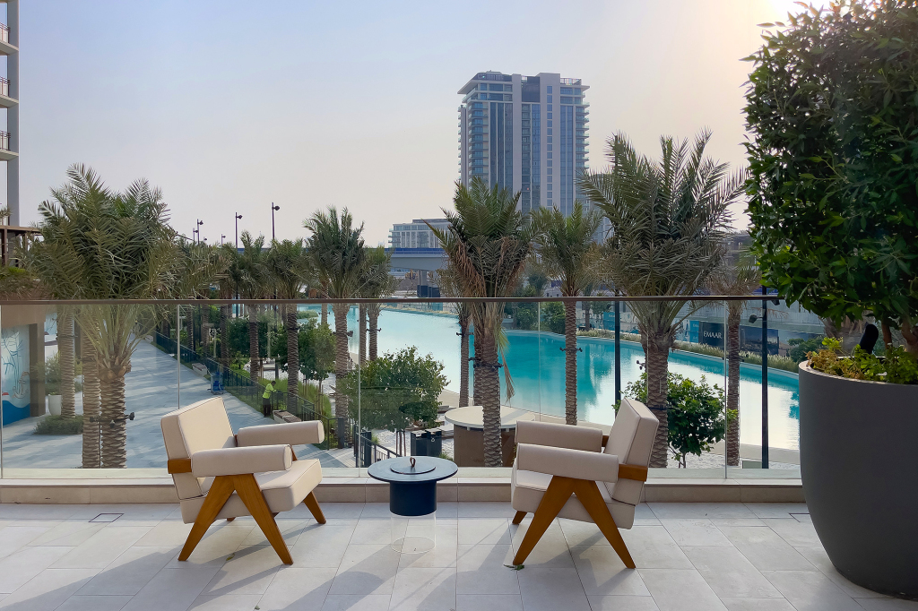Дубай: Апартаменты Сozy 1BR at Vida Residences Creek Beach