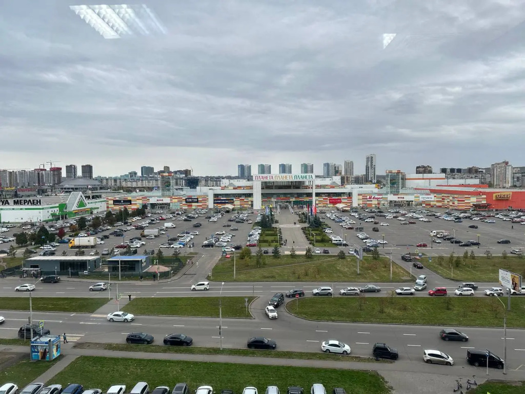 Красноярск: Апартаменты Алексеева, 49