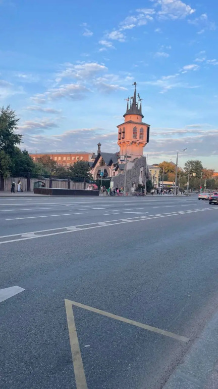 Москва: Квартира на Заморёнова 5с1