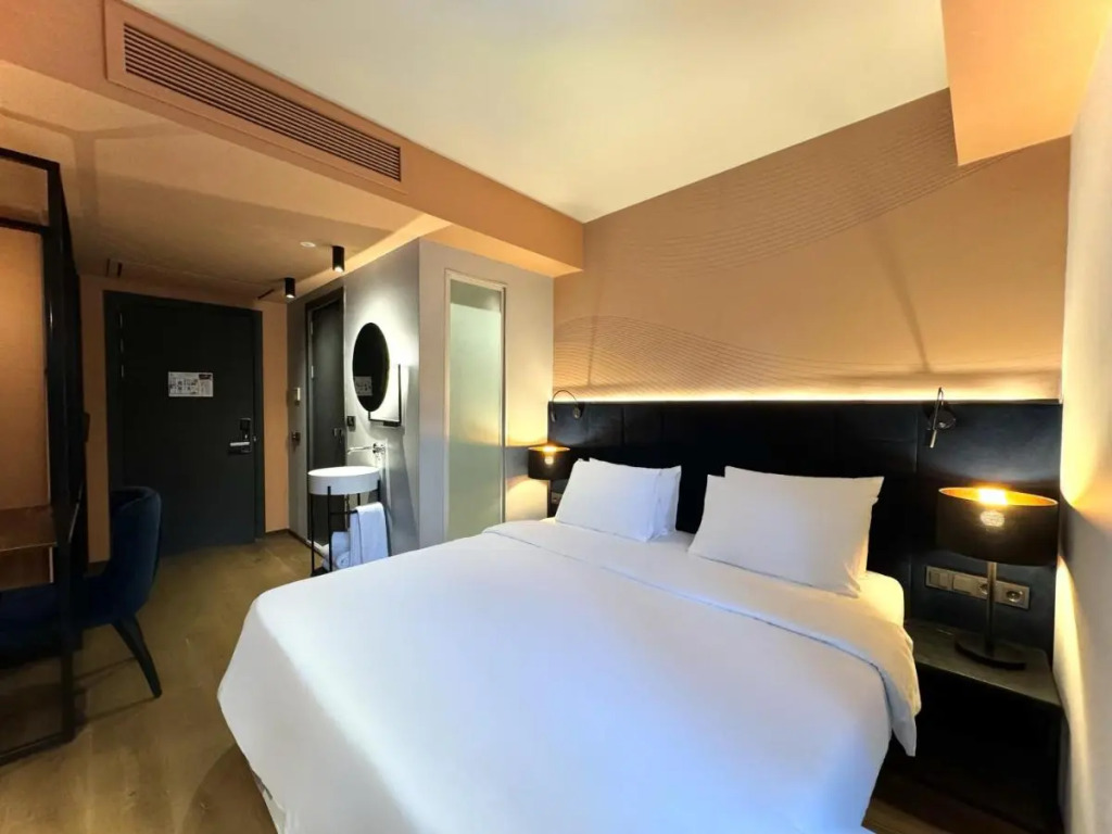 Тбилиси: Отель Tbilisi Edition - Design Hotel