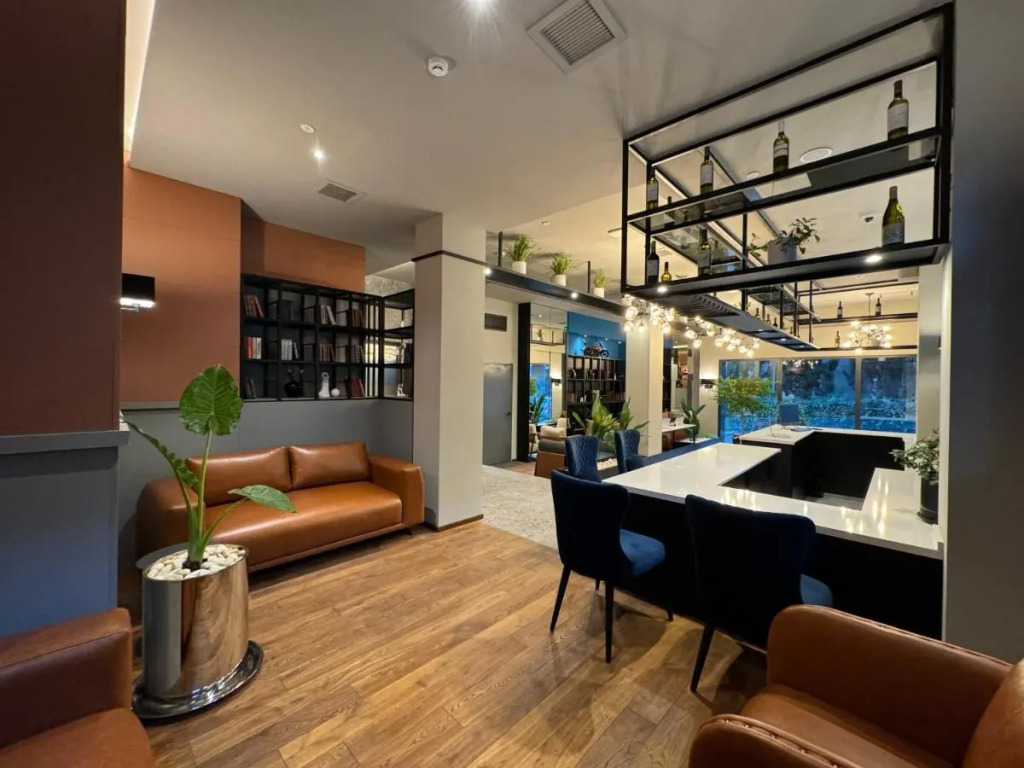 Тбилиси: Отель Tbilisi Edition - Design Hotel
