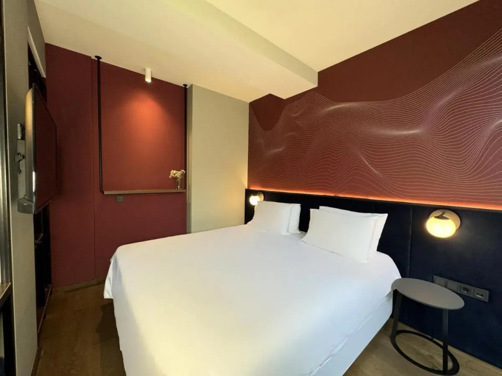 Тбилиси: Отель Tbilisi Edition - Design Hotel